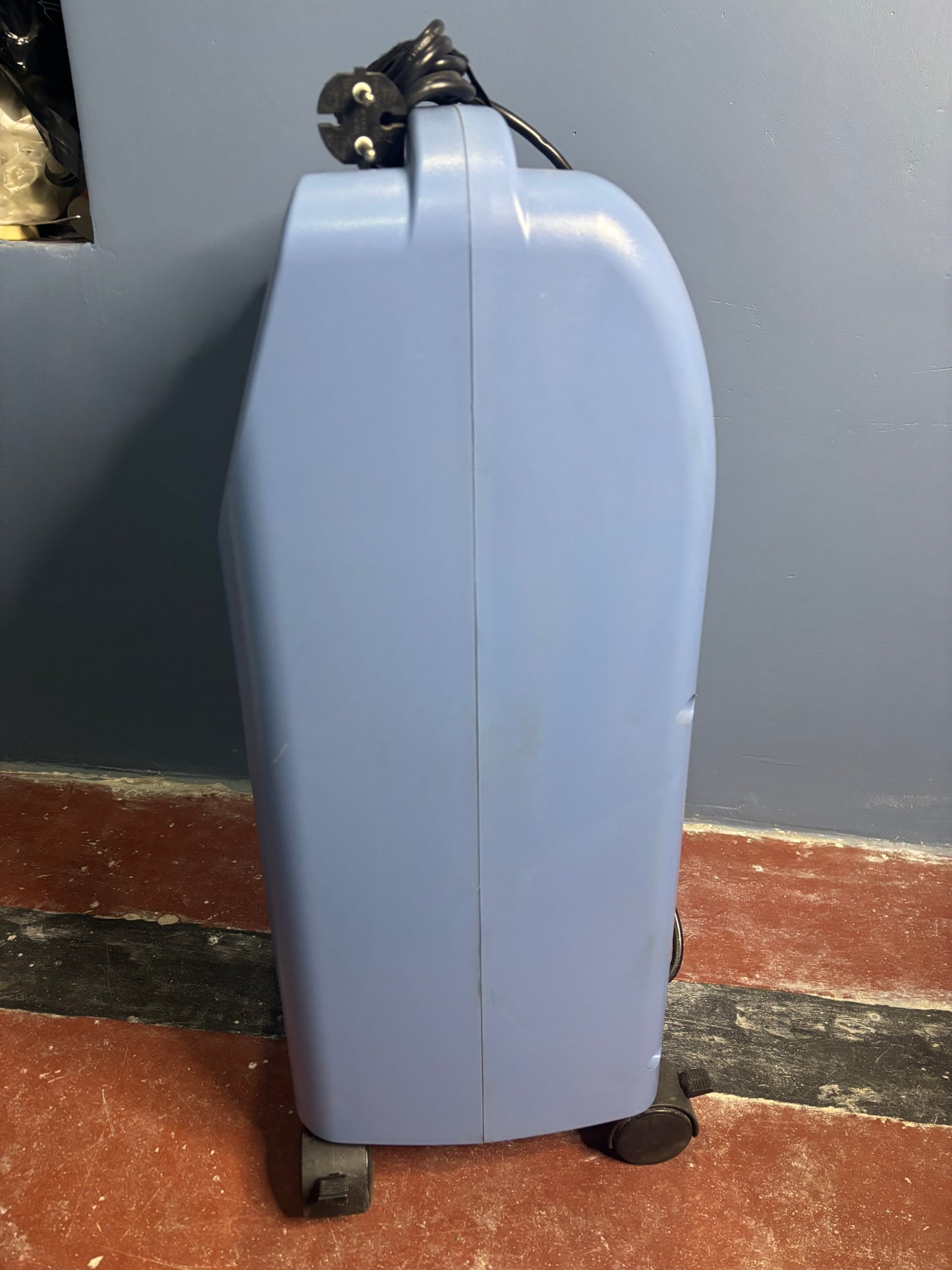 OxyFlow 5 LPM Oxygen Concentrator – Reliable, Affordable, and Easy to Use