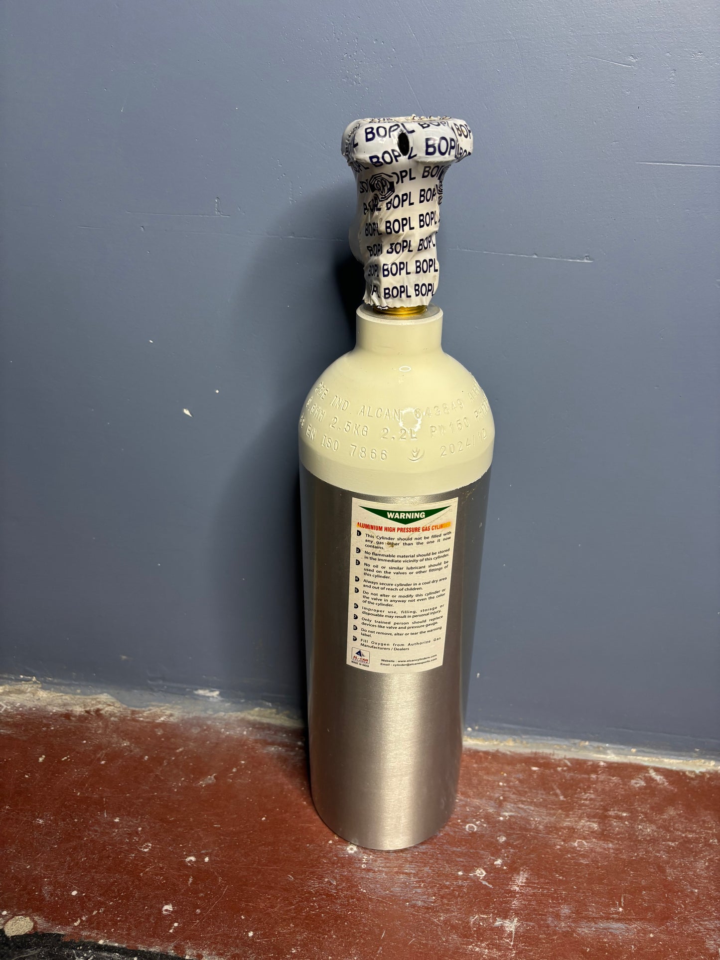 2.2L Aluminium Oxygen Cylinder Combo – Regulator, Humidifier & Mask (Portable OxyKit)