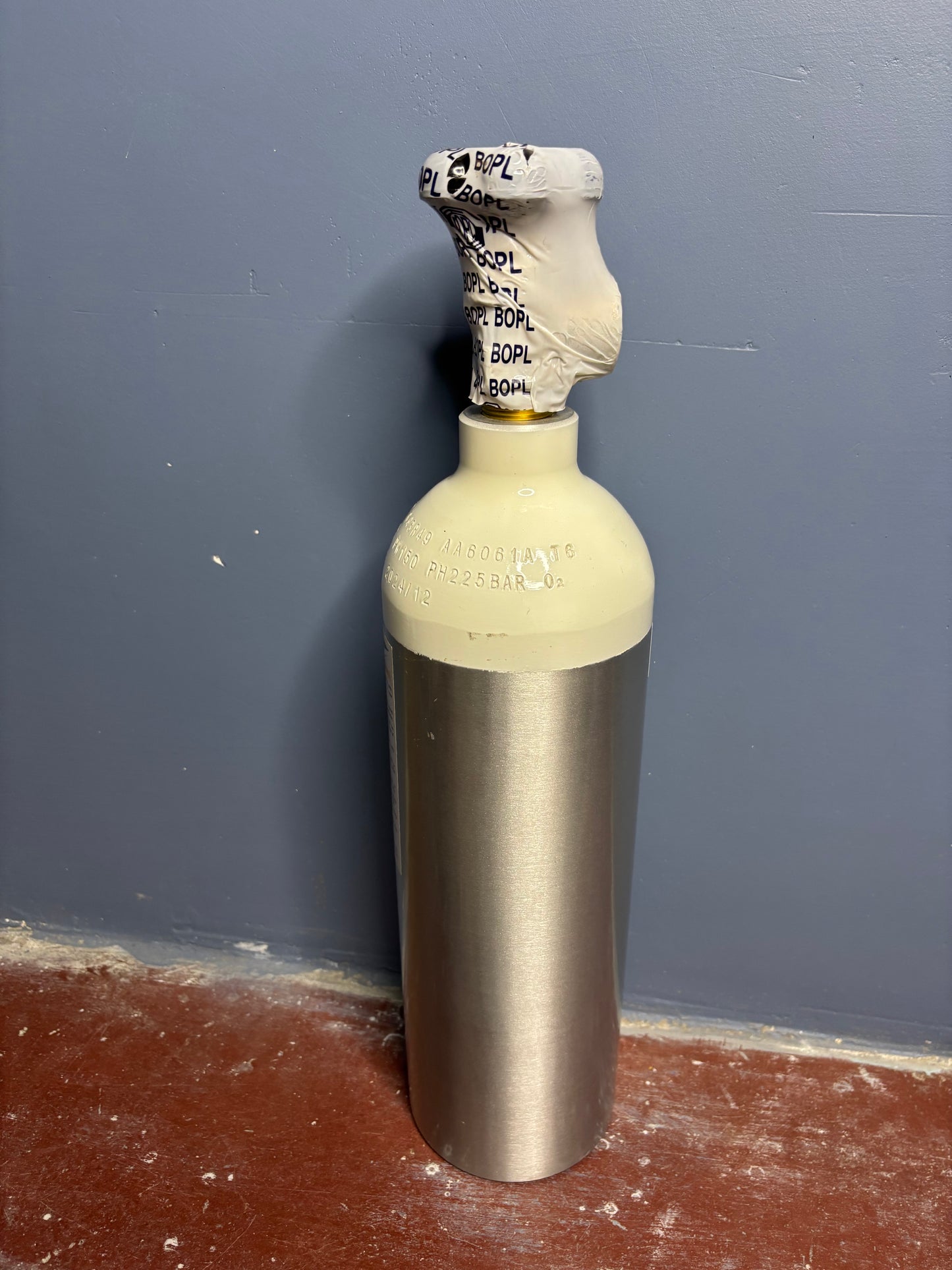 2.2L Aluminium Oxygen Cylinder Combo – Regulator, Humidifier & Mask (Portable OxyKit)