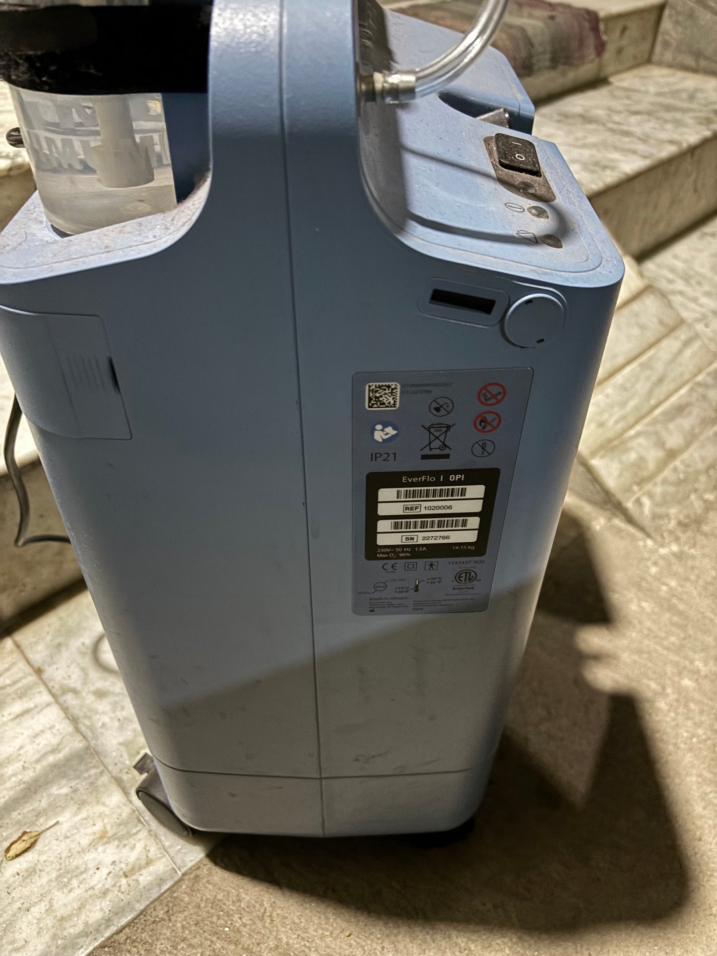 Philips EverFlo 5 LPM Oxygen Concentrator – Silent, Reliable, Home-Friendly
