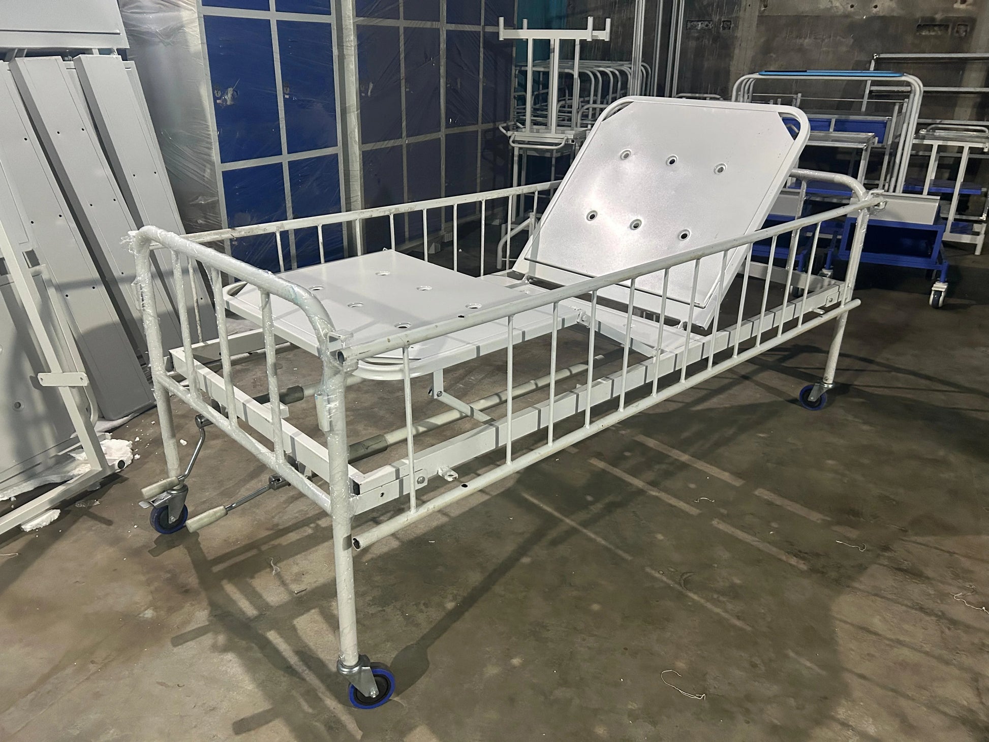 Fowler Hospital Bed Manual – Adjustable Patient Bed for Sale in India
