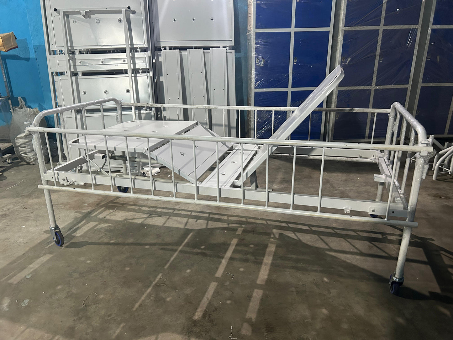 Fowler Hospital Bed (Manual) – Adjustable Patient Bed for Sale in India